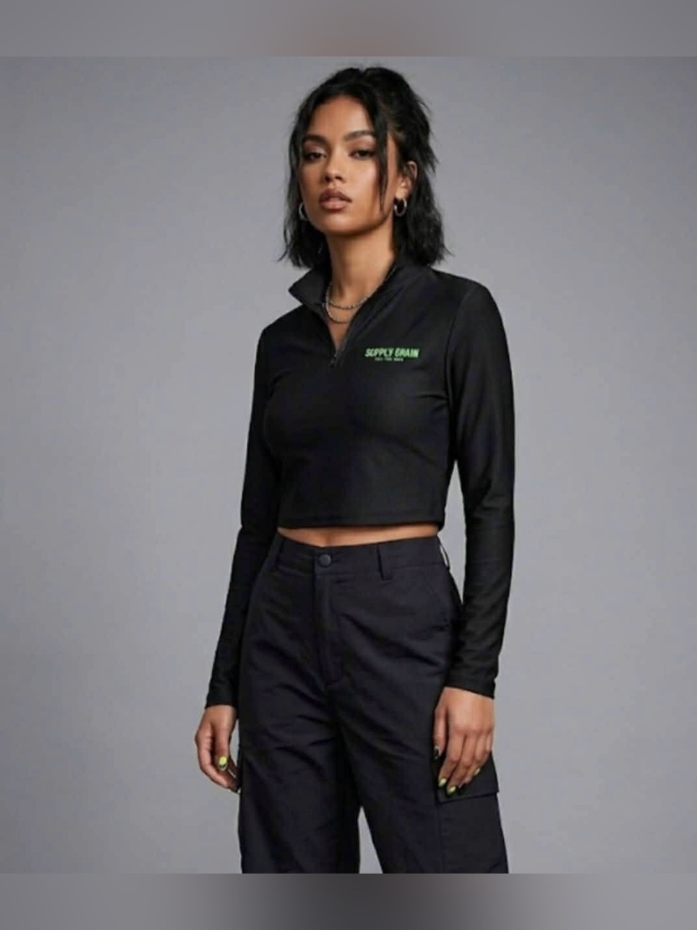 Supply & Demand Women's Black Cropped Quarter-Zip Long Sleeve Pullover Top XL